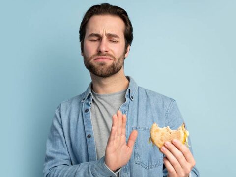 Why You Should Avoid Junk Food with INVISALIGN®️: A Guide to Healthy Choices